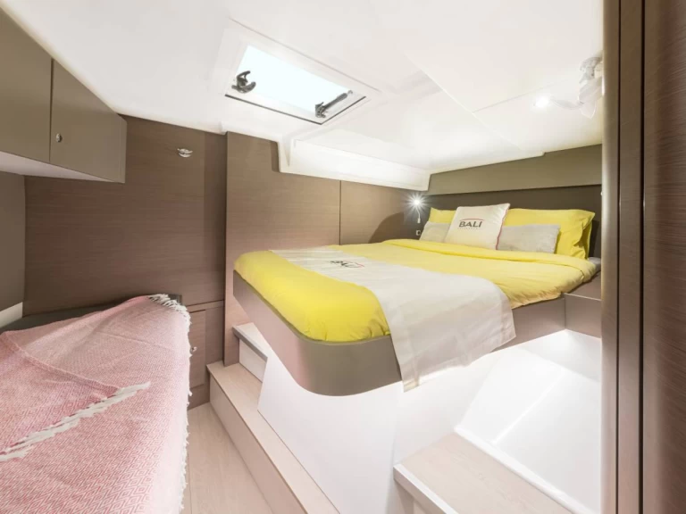 Pronájem Katamarán Bali s licencí