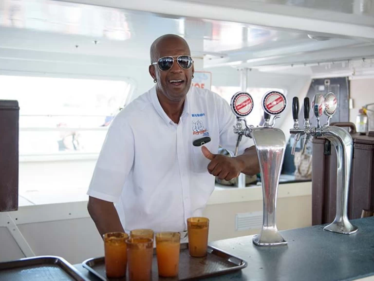 Pronájem lodi Custom Custom v Ocho Rios na Samboatu