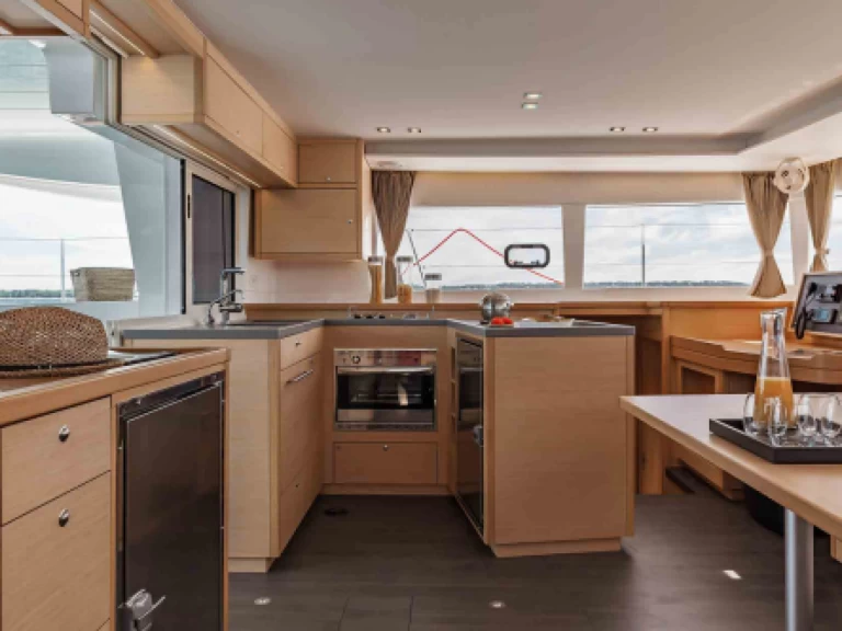 Pronájem jachty v Mykonos (City) -Lagoon Lagoon 45 na Samboatu