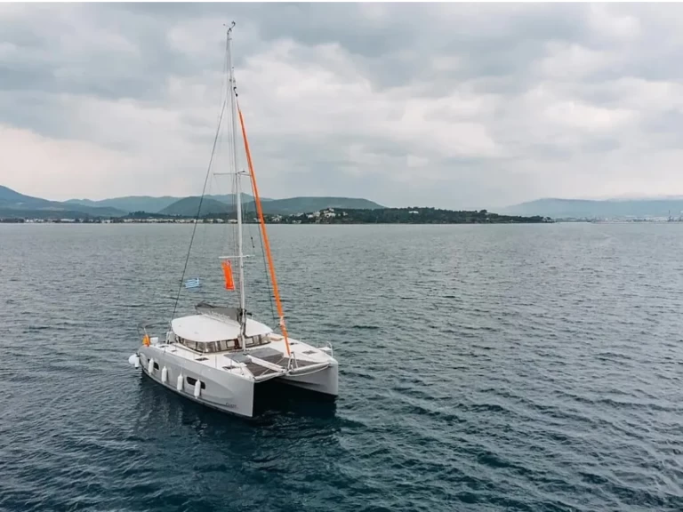 Pronajmout si Excess Excess 11 v Nikiána