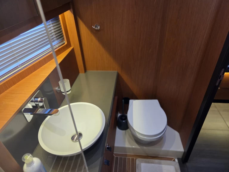 Pronájem lodi Bénéteau Oceanis Yacht 62 v Kaštela na Samboatu