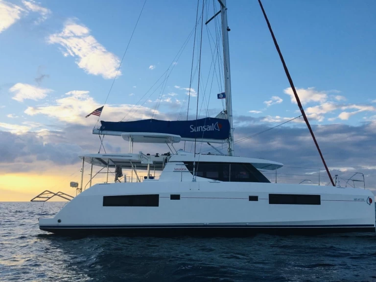 Pronájem lodi Belize City lákavé ceny Nice Aft Too