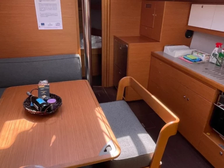 Pronájem jachty v Atény -Dufour Dufour 430 Grand Large na Samboatu