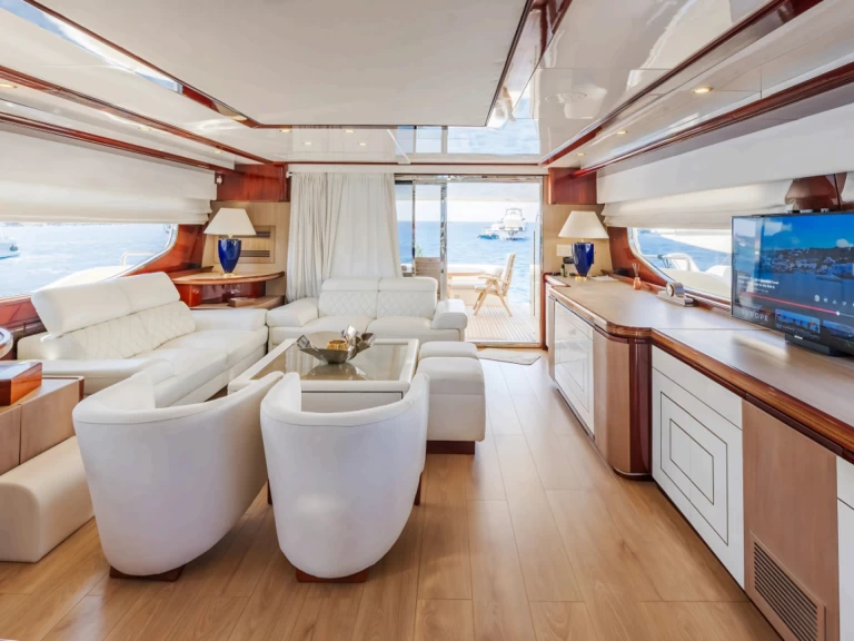 Pronájem Jachta Posillipo s licencí