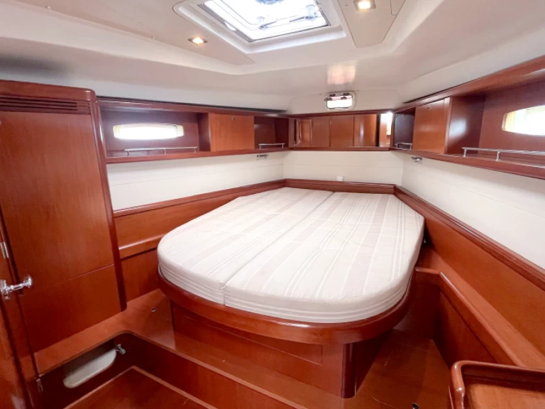 Pronájem lodi Bénéteau Oceanis 50 v Ajaccio na Samboatu