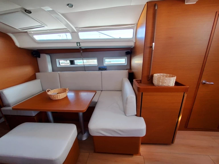 Pronájem Plachetnice v Rhodos -Jeanneau Sun Odyssey 440