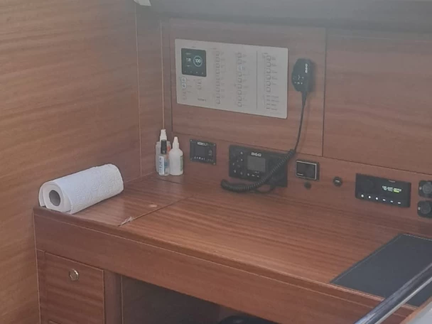 Elan Impression 45.1 jednotlivci a charterové společnosti v Alimos