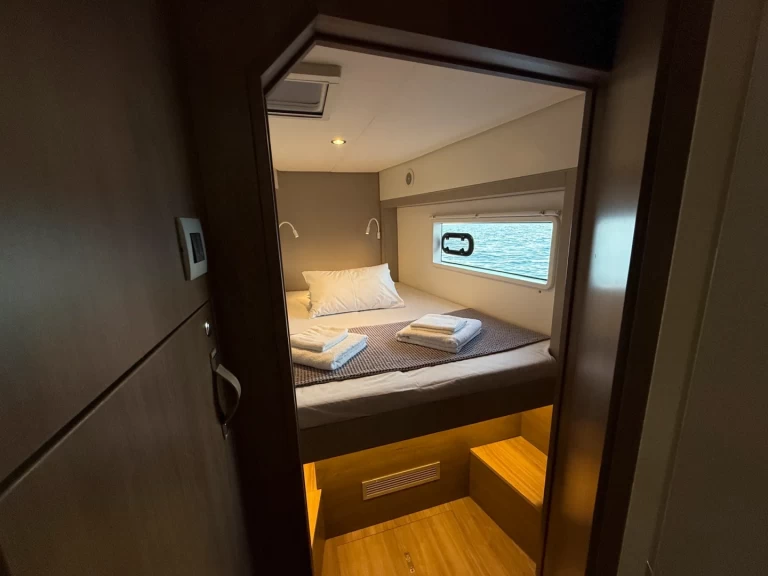 Pronajmout Katamarán se skipperem či ne Bali v Sant Antoni de Portmany