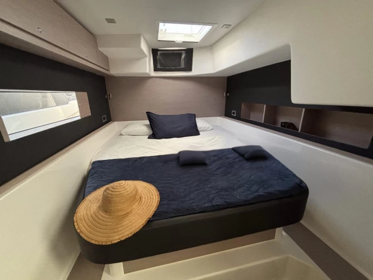 Dufour Dufour Catamarans 48 Sail jednotlivci a charterové společnosti v Sant Antoni de Portmany