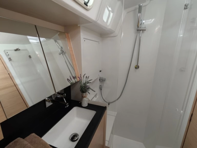 Plachetnice k pronájmu v Pomer za nejlepší cenu