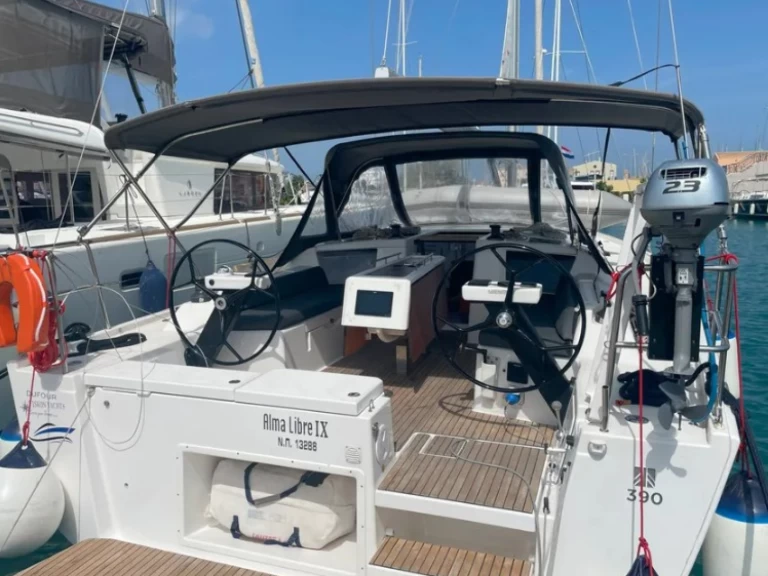 Pronájem Plachetnice v Lefkáda -Dufour Dufour 390