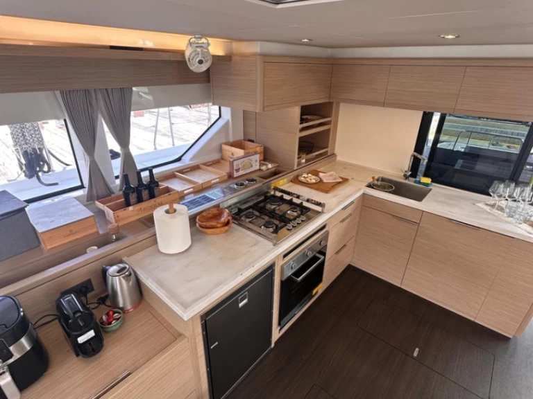 Pronajmout si Lagoon Lagoon 55 v Le Marin