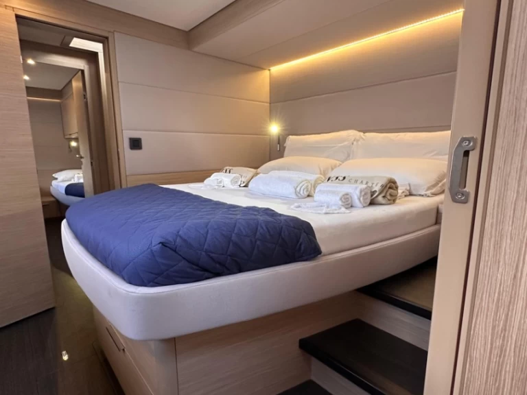 Pronájem lodi Lagoon Lagoon 55 v Marigot na Samboatu