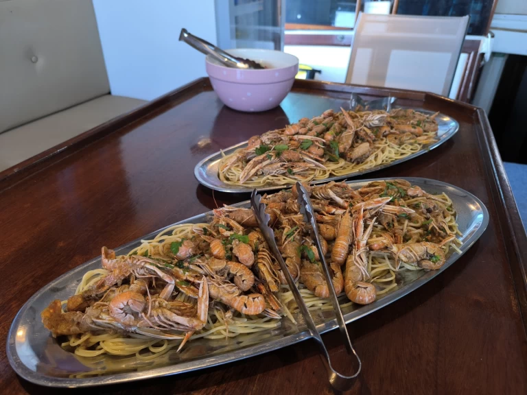 Pronajmout si  Gulet v Stobreč