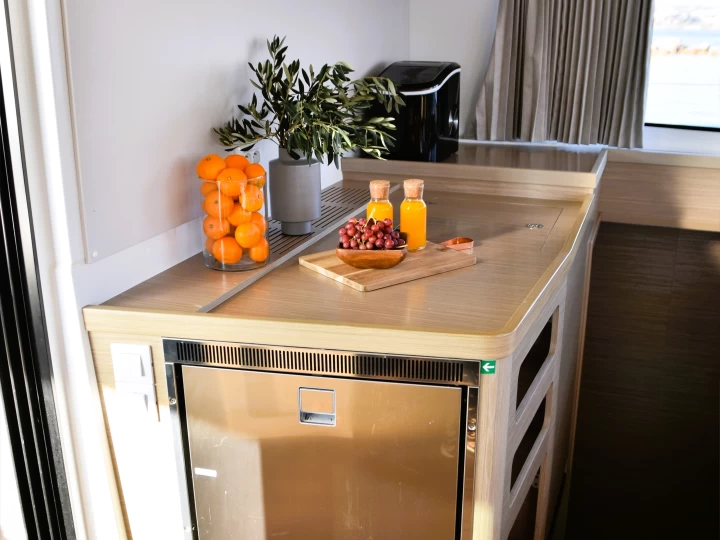 Pronájem lodi Split lákavé ceny Lagoon 42