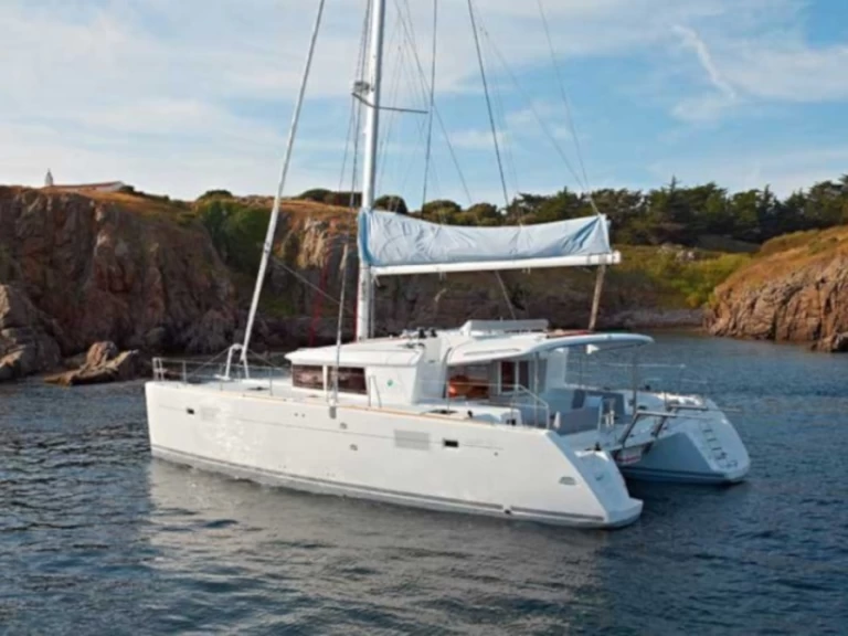 Pronájem Katamarán v Lavrio -Lagoon Lagoon 450 F