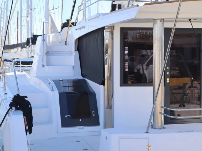 Pronajmout si Bali Bali 4.8 v Alimos