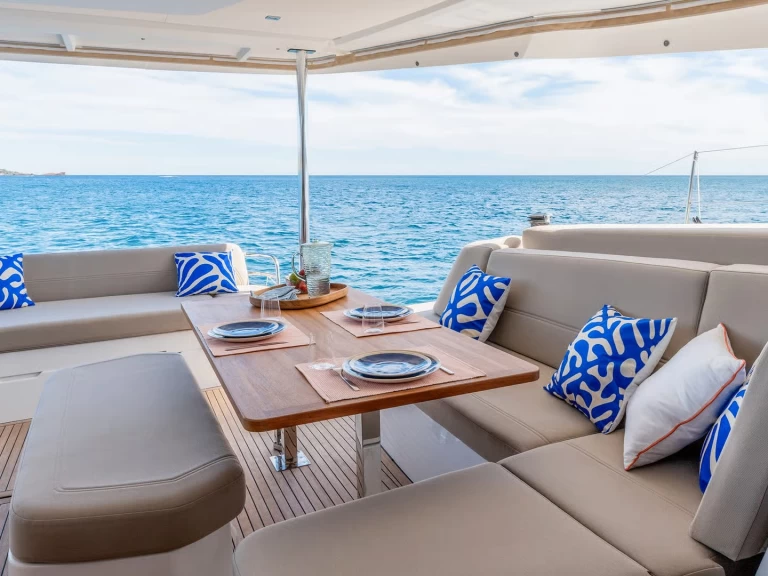 Pronajmout Katamarán se skipperem či ne Fountaine Pajot v Frenchtown