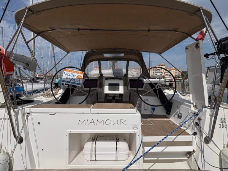 Pronájem lodi 3 DUFOUR 390 v Hyeres na Samboatu