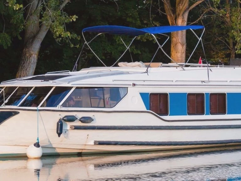 Pronájem lodi Comfort Plus Vision 3 v Rheinsberg na Samboatu