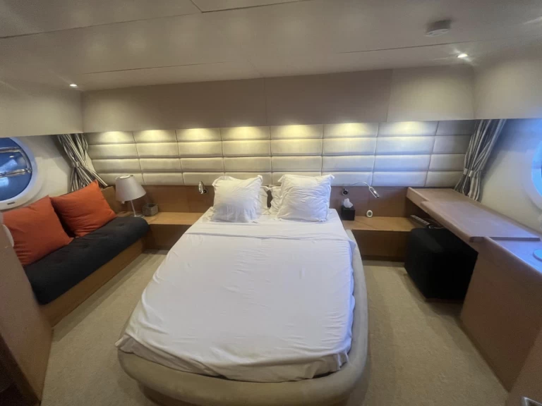 Pronájem Jachta v Saint-Tropez -Aicon 72 SL