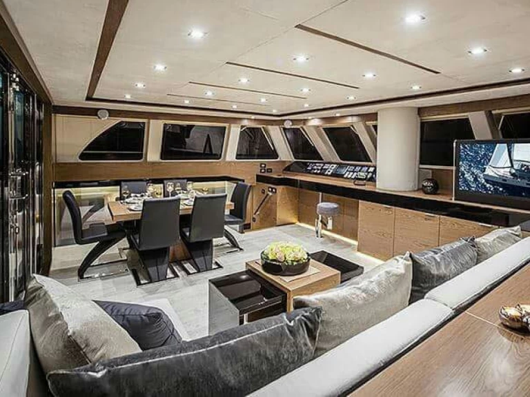 Pronájem Katamarán Sunreef s licencí