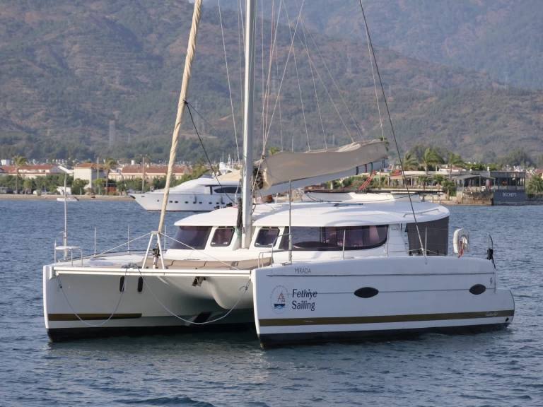 Fountaine Pajot Lipari 41 jednotlivci a charterové společnosti v Fethiye