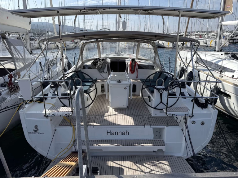 Pronájem Plachetnice Bénéteau s licencí