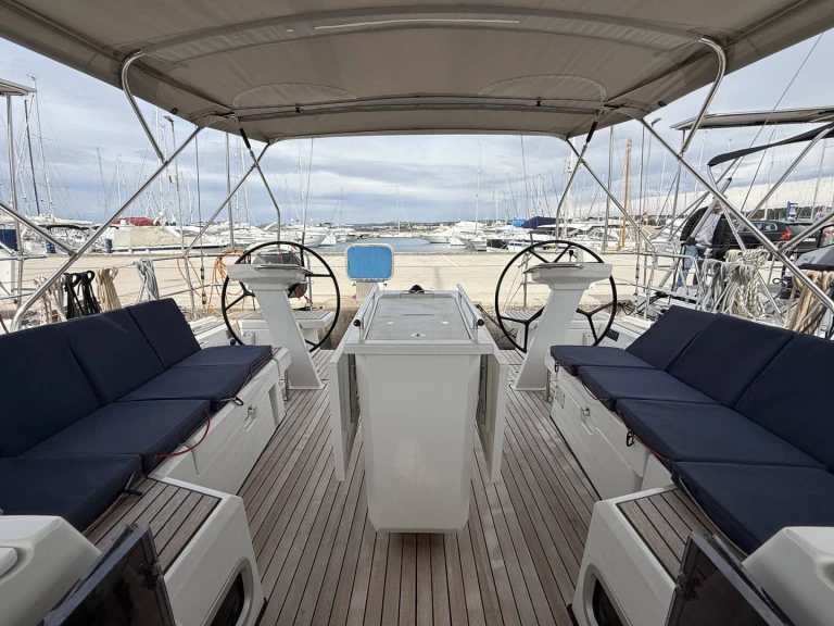 Pronájem lodi Bénéteau Oceanis 46.1 v Rogoznica na Samboatu