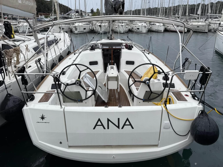 Pronájem Plachetnice v Pula -Jeanneau Sun Odyssey 349
