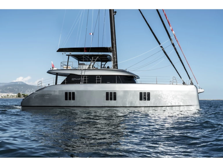 Pronájem lodi Sunreef Sunreef 60 v Alimos na Samboatu