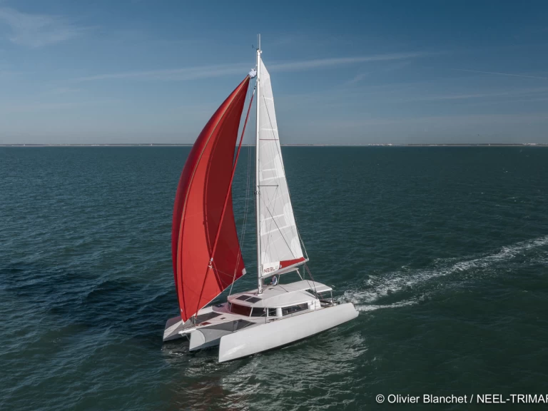 Pronájem lodi Le Marin lákavé ceny Neel 43