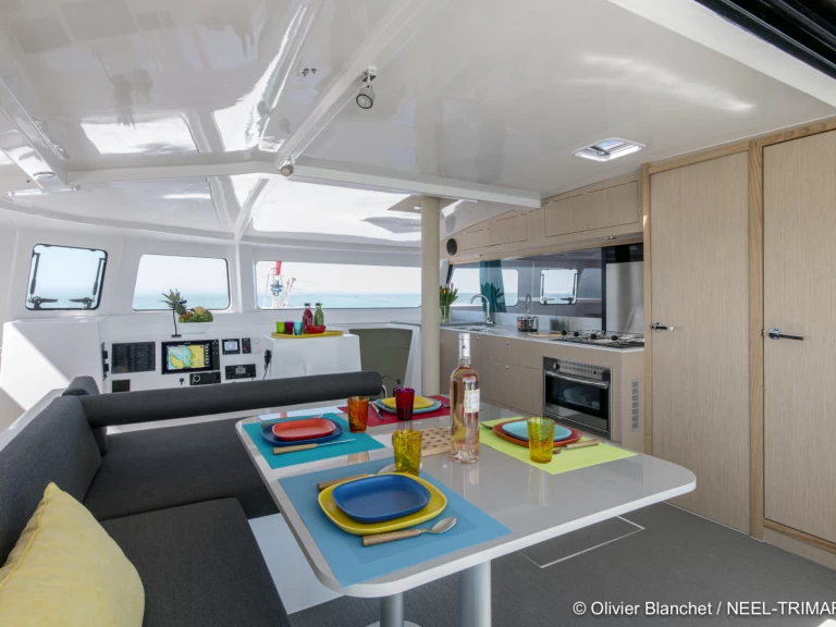 Pronájem lodi Neel Neel 43 v Le Marin na Samboatu