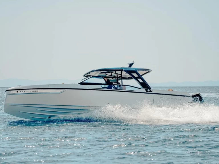 Motorová loď k pronájmu v Cannes za nejlepší cenu