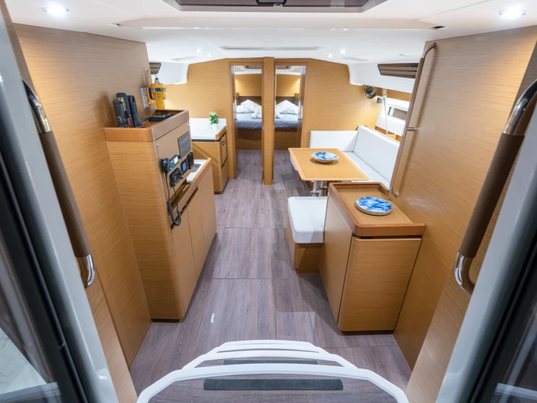 Pronájem Plachetnice v Alimos -Jeanneau Sun Odyssey 490[G]