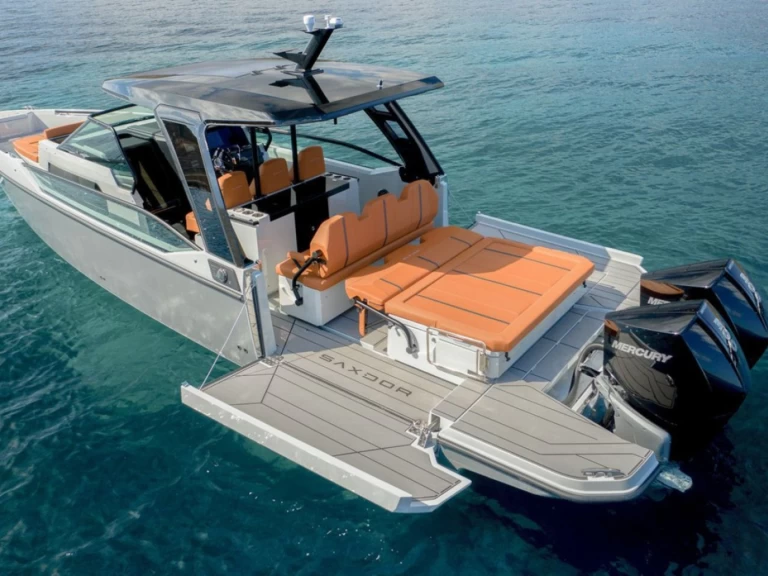 Pronájem Motorová loď v Cannes -Saxdor Saxdor 320 GTO