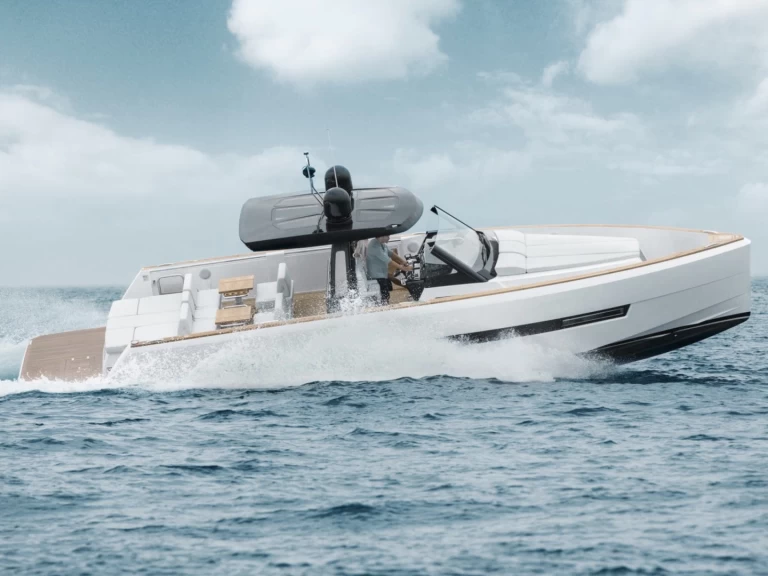 Pronajmout Motorová loď se skipperem či ne Fjord v Port de Saint Tropez