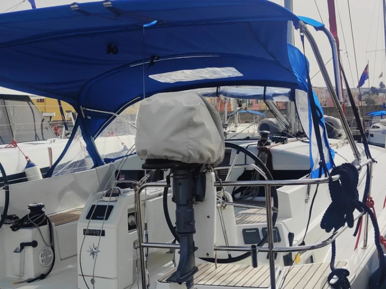 Pronájem lodi Procida lákavé ceny Sun Odyssey 440
