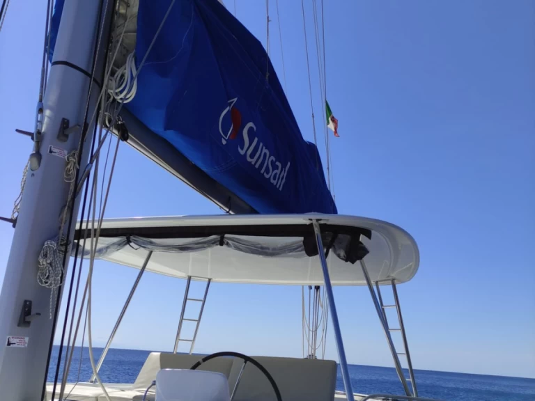 Pronájem lodi Furnari lákavé ceny Lagoon 46