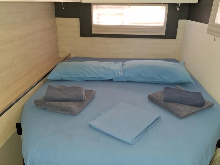 Pronájem lodi Furnari lákavé ceny Leopard 40