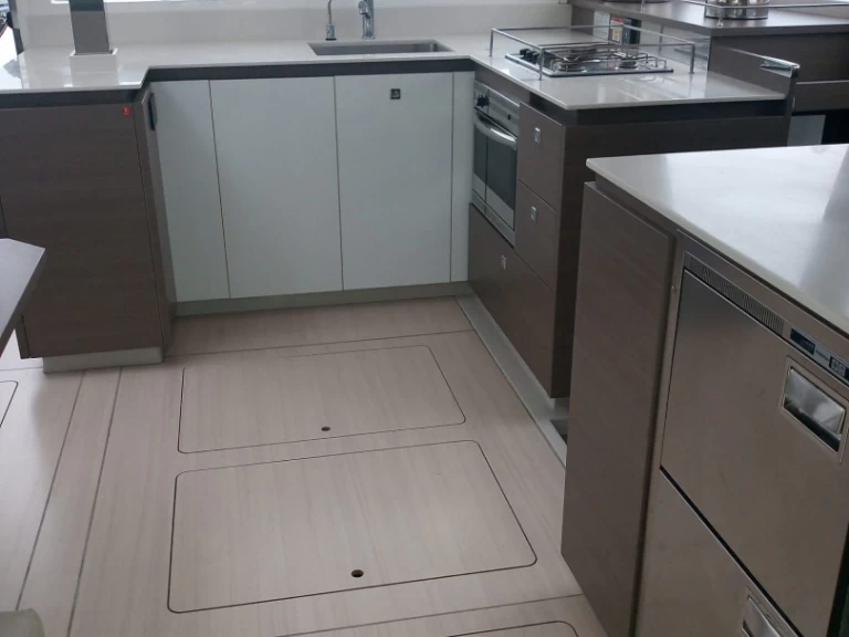 Leopard Catamarans / Robertson & Caine Leopard 42 - 4 cab. jednotlivci a charterové společnosti v Cannigione