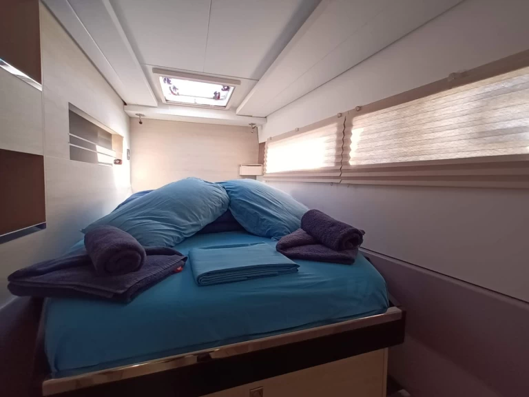 Pronájem jachty v Furnari -Leopard Catamarans / Robertson & Caine Leopard 45 na Samboatu