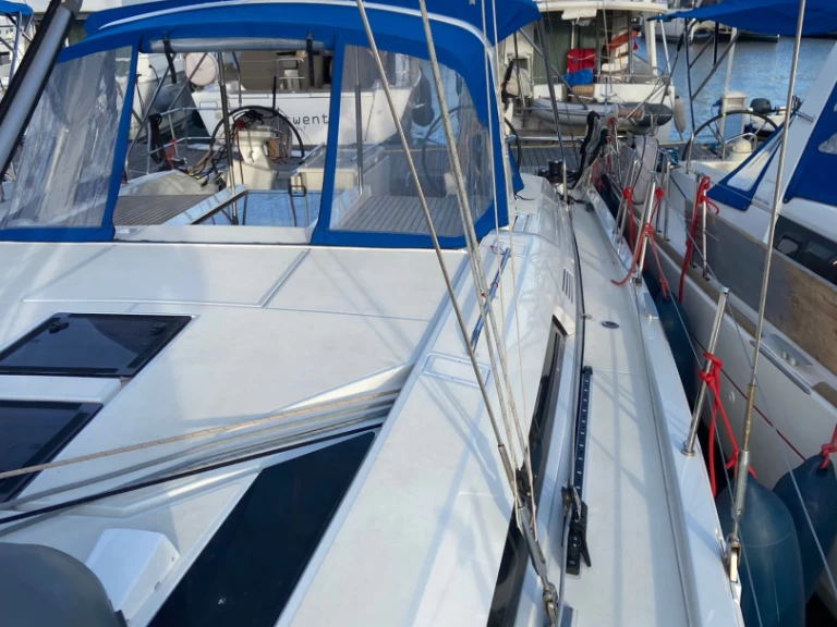 Pronájem lodi Cannigione lákavé ceny Oceanis 46.1