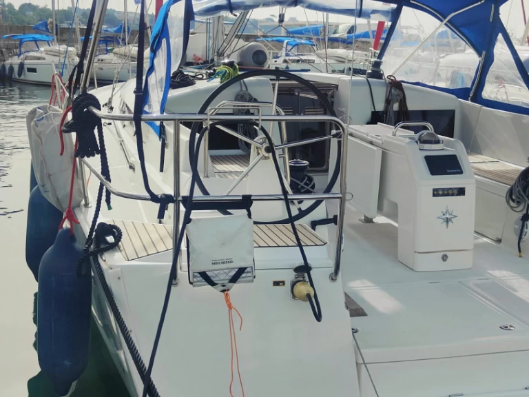 Pronájem jachty v Procida -Jeanneau Sun Odyssey 440 na Samboatu