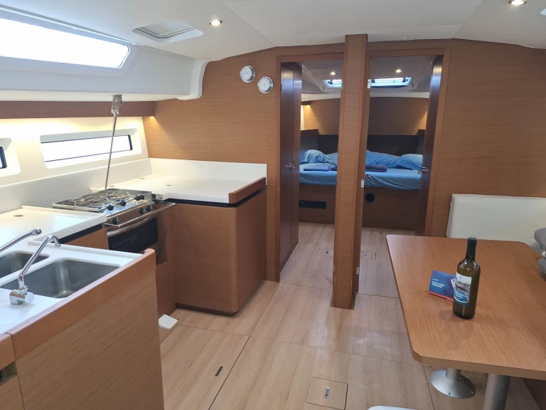 Pronájem lodi Jeanneau Sun Odyssey 490 v Furnari na Samboatu