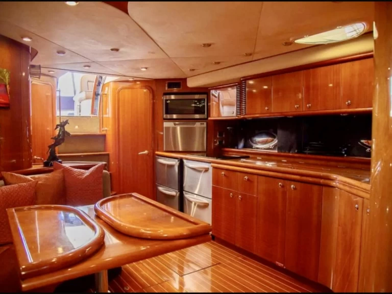 Pronájem Jachta v West Palm Beach -Sunseeker Predator 68