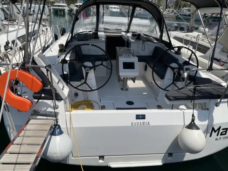 Pronájem Plachetnice v Alimos -Bavaria Bavaria C42