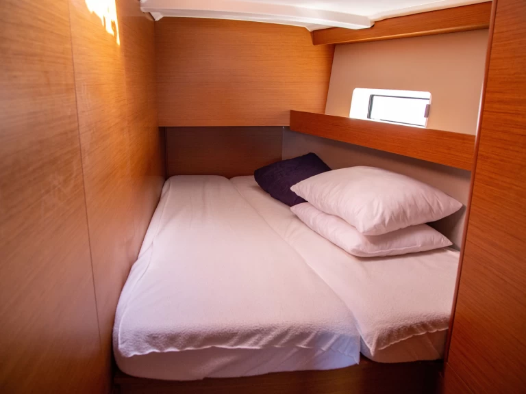 Pronájem lodi Jeanneau Sun Odyssey 490 v Benítses na Samboatu