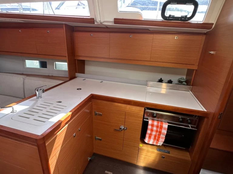 Pronajmout Plachetnice se skipperem či ne Dufour v Kos