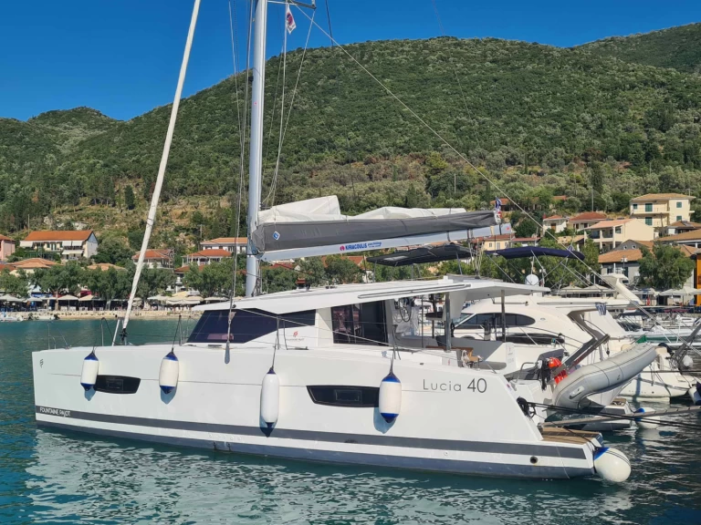 Pronájem Katamarán v Lefkáda -Fountaine Pajot Lucia 40